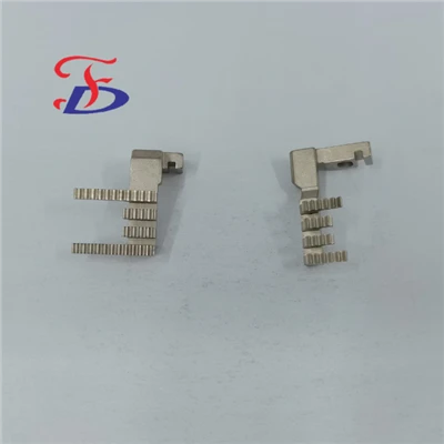 3109002-3109003 Feed Dogs